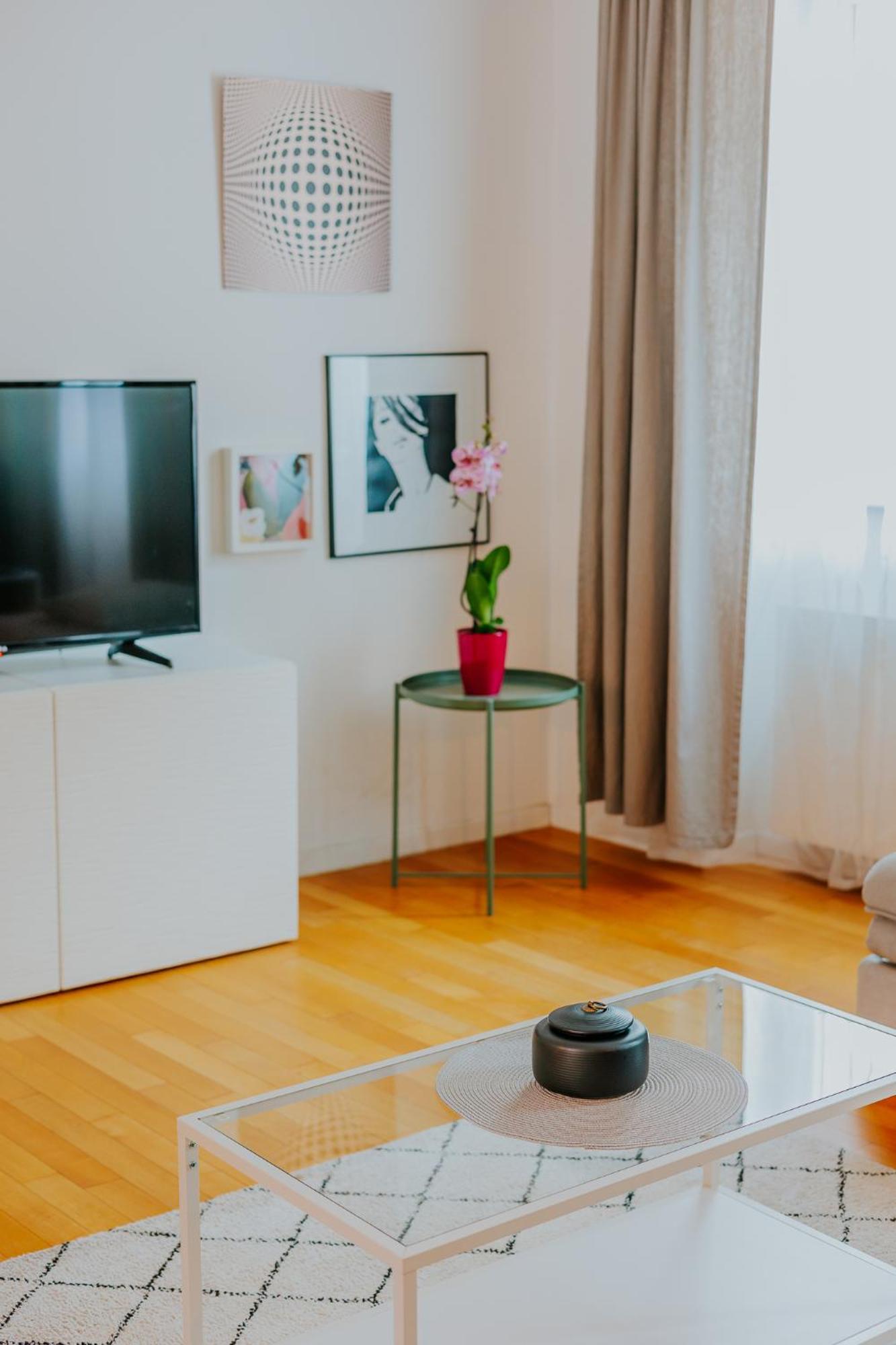 Endless Chanson Apartma Zagreb