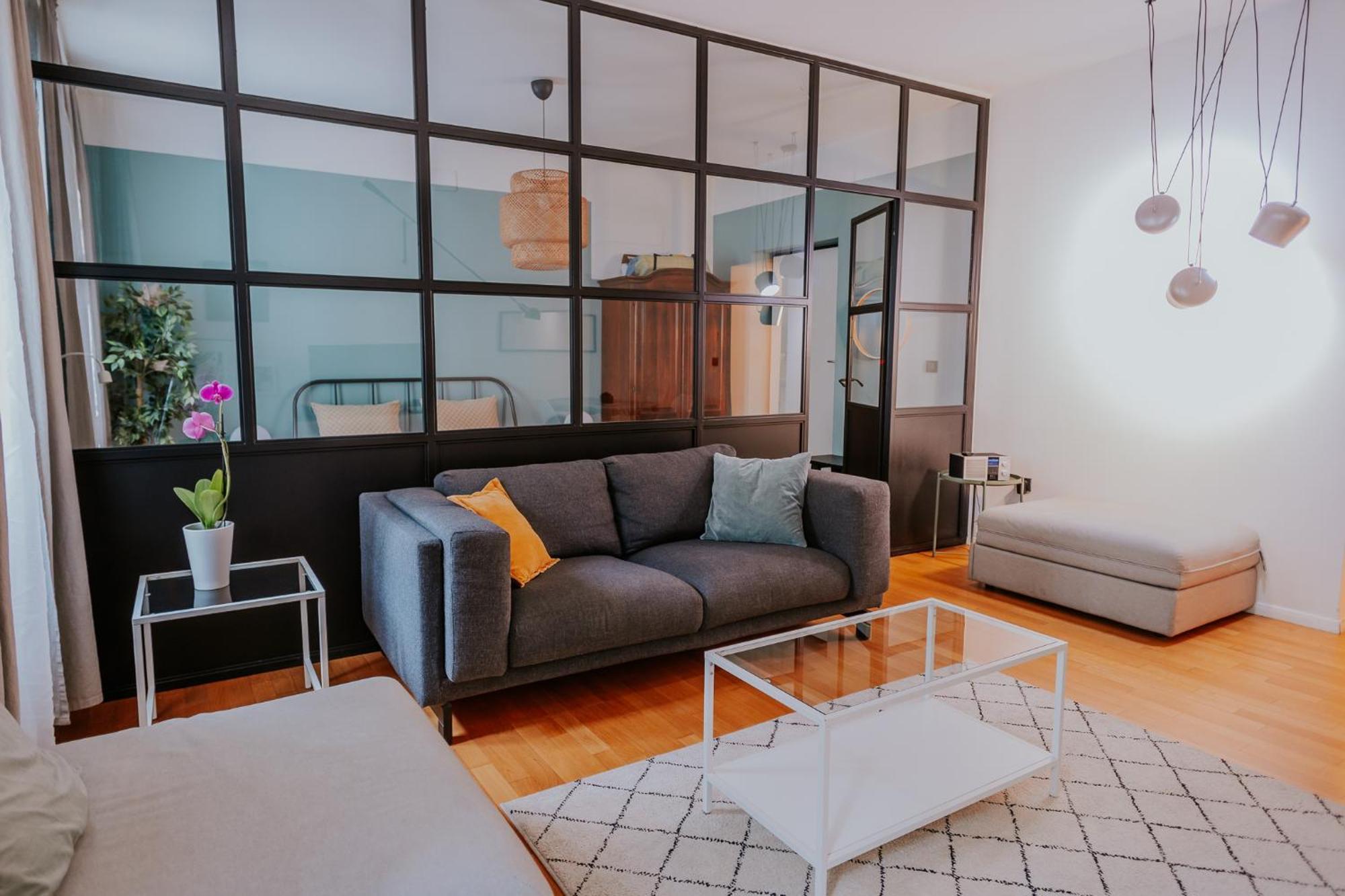 Endless Chanson Apartma